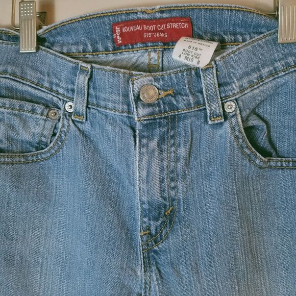 Levi's 515 Jeans Women’s 28x29 Nouveau Bootcut Mid Rise Medium Wash - Picture 3 of 12